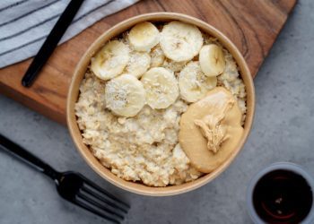 Touchdown Treats: Pet-Friendly Snack Ideas for Game Day